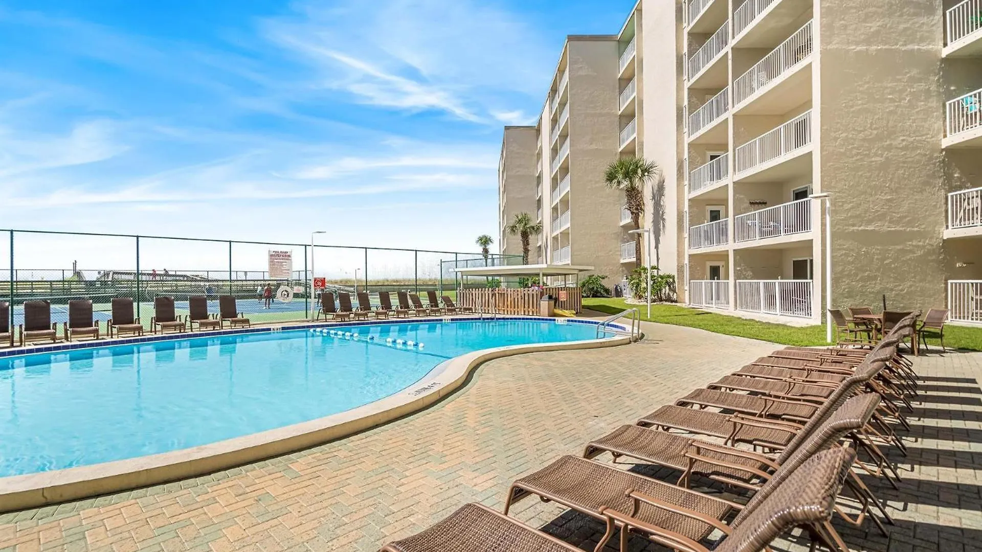 Holiday Surf And Racquet Unit 514 Destin 0*,  United States